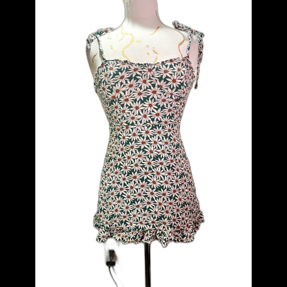 Audrey 3+1 Dress Size S Women's Modern English Garden Soft Feminine Mini Dress